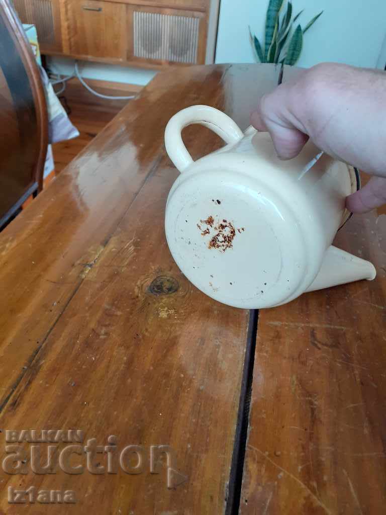 Old enamel teapot - 7