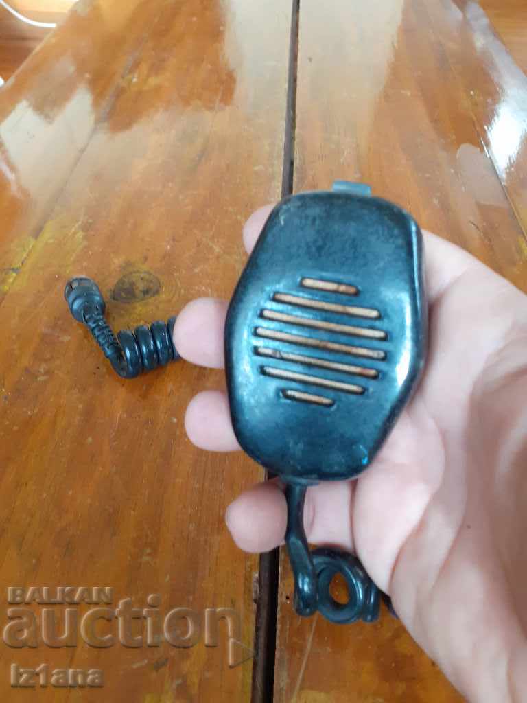 Old microphone with price 10.00 BGN | € 5.11 Old microphone with price 10.00 BGN | € 5.11
