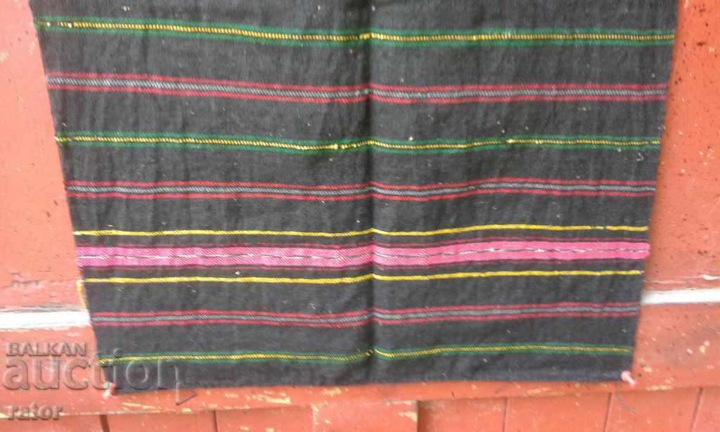 Παράδοση Αυθεντική υφαντή ποδιά με κέντημα, κοστούμι