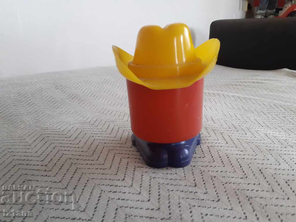 Auction Old children's box Auction Old children's box