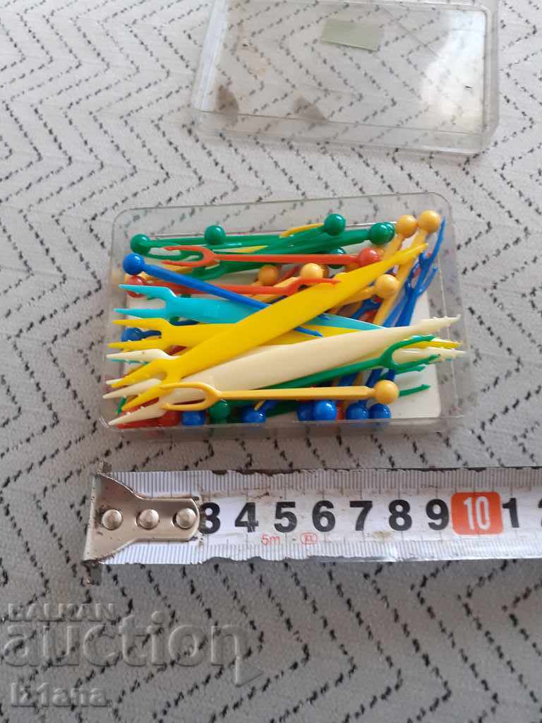 Delivery of Old party forks Delivery of Old party forks