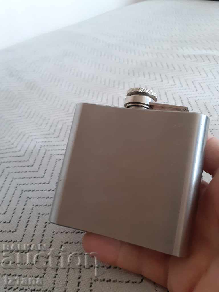 Аукцион Джобна манерка Jonnie Walker Аукцион Джобна манерка Jonnie Walker