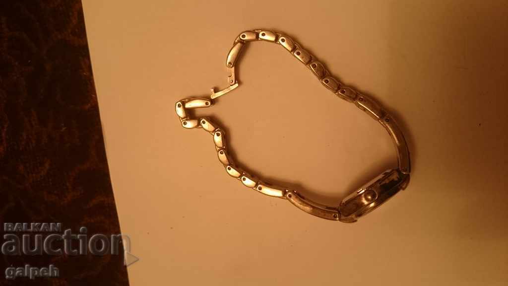 Delivery of Wristwatch - Q # Q, WOMEN'S. Delivery of Wristwatch - Q # Q, WOMEN'S.