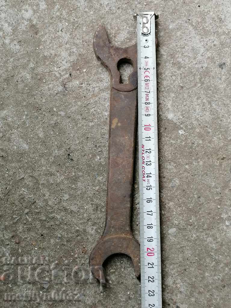 Доставка на Комбиниран ключ от железарска работилница нач на 20-ти век Доставка на Комбиниран ключ от железарска работилница нач на 20-ти век