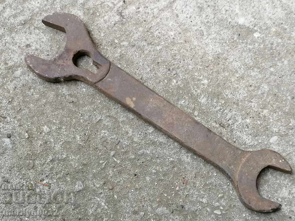 Комбиниран ключ от железарска работилница нач на 20-ти век - 5 Комбиниран ключ от железарска работилница нач на 20-ти век - 5