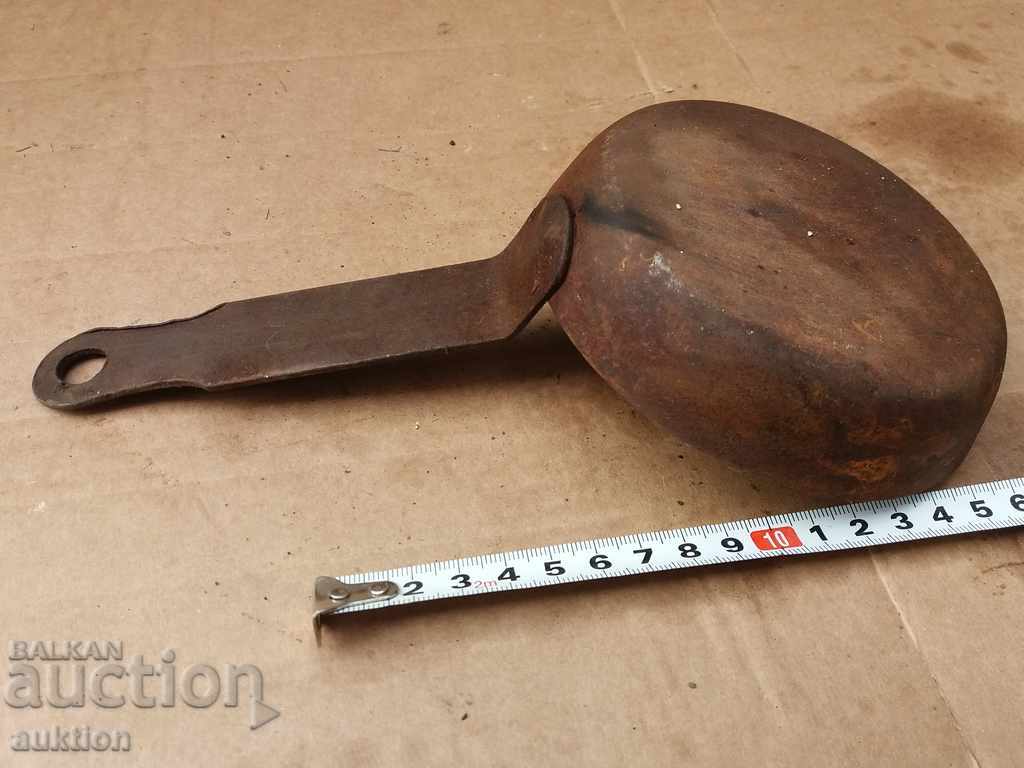 OLD MASSIVE FORGED LEAD CASTING TANK - 5