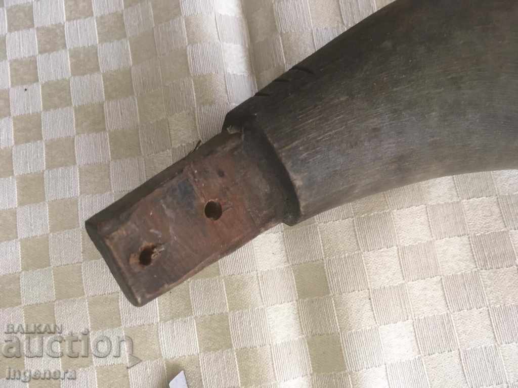 Auction HORRIBLE OR INTERIOR Auction HORRIBLE OR INTERIOR