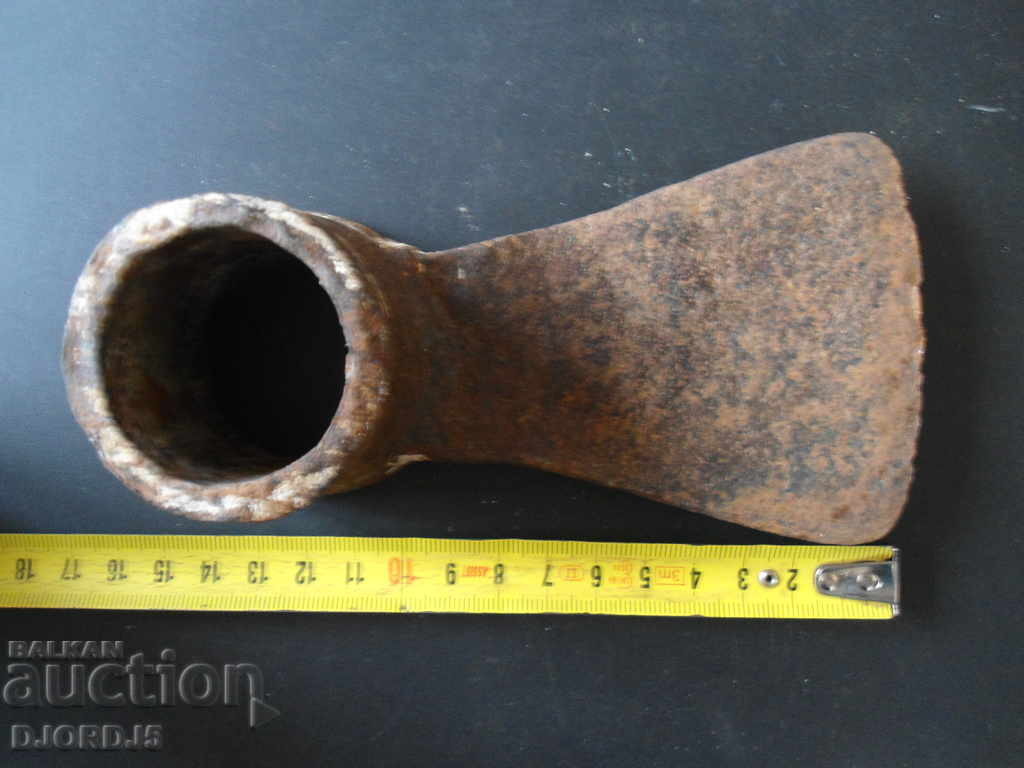 Auction Old agricultural tool Auction Old agricultural tool