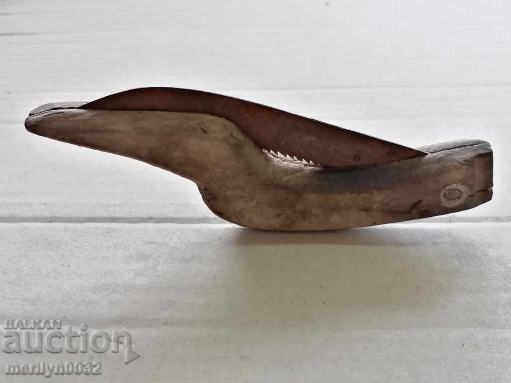 Παλαιό μαχαίρι αμπέλου, μαχαίρι, μαχαίρι με τιμή 32.00 BGN | € 16.36 Παλαιό μαχαίρι αμπέλου, μαχαίρι, μαχαίρι με τιμή 32.00 BGN | € 16.36