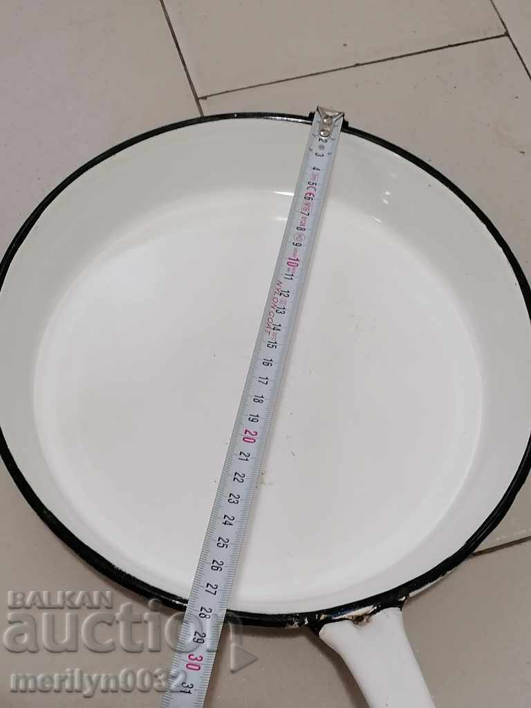 Old enameled vessel, frying pan with enamel 1956 Troyan NRB - 6