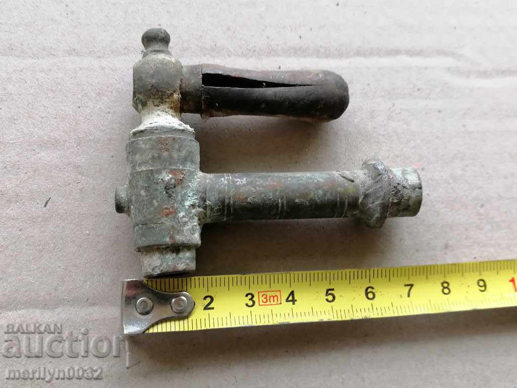 Robinet de robinet vechi din bronz - 6 Robinet de robinet vechi din bronz - 6