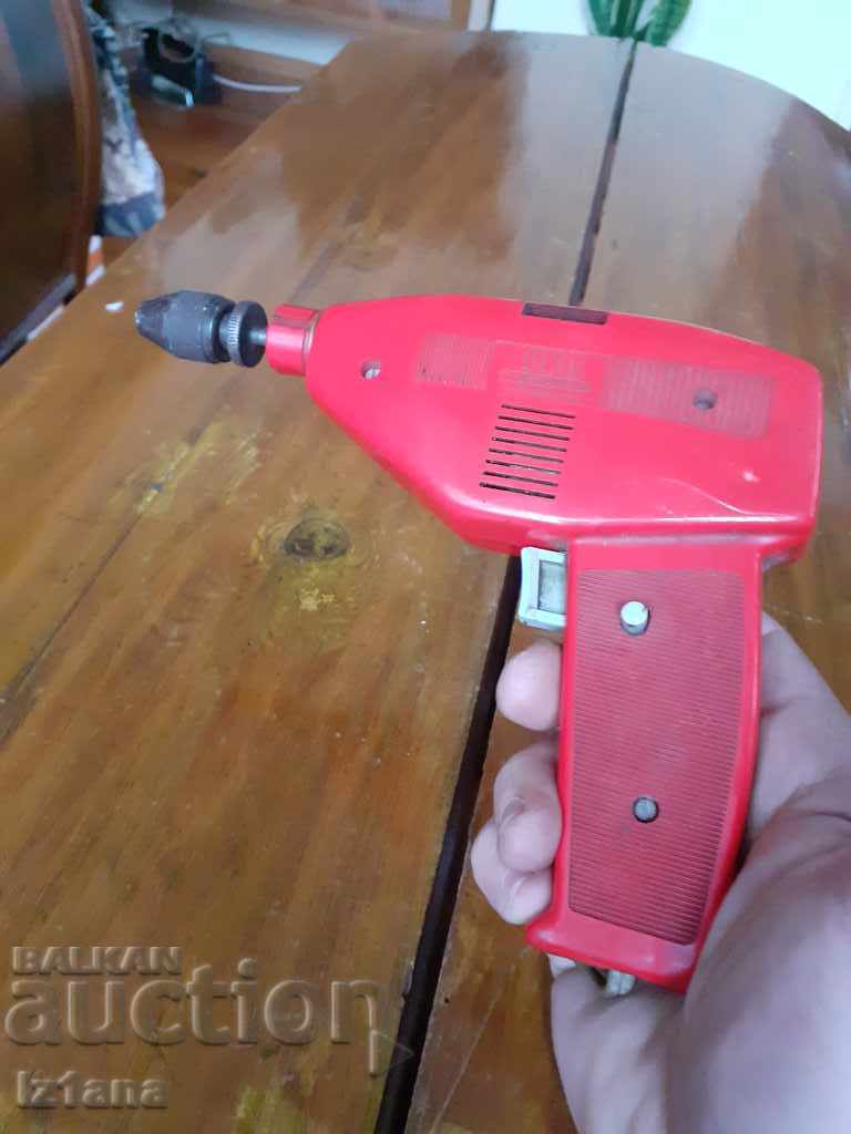 Burghiu vechi Piko Mechanik cu preț 30.00 BGN | € 15.34 Burghiu vechi Piko Mechanik cu preț 30.00 BGN | € 15.34