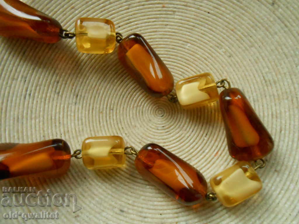 Delivery of Wonderful NECKLACE NECKLACE JEWELRY from the past Delivery of Wonderful NECKLACE NECKLACE JEWELRY from the past