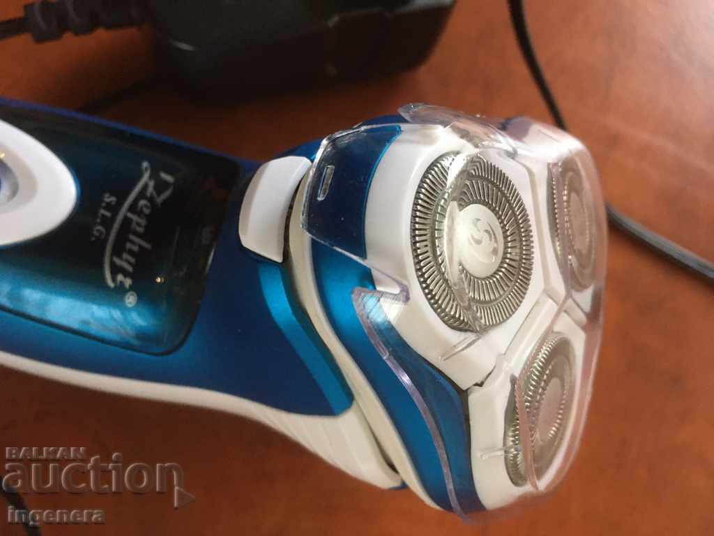 Auction ELECTRIC SELF-SHAVER-NEW Auction ELECTRIC SELF-SHAVER-NEW