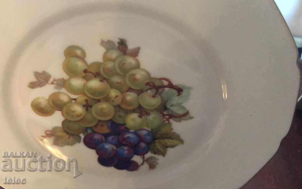 Porcelain plate from Bavaria with markings with price 8.00 BGN | € 4.09