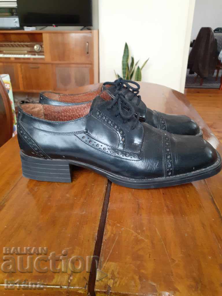 Delivery of Old Shoes Record Delivery of Old Shoes Record