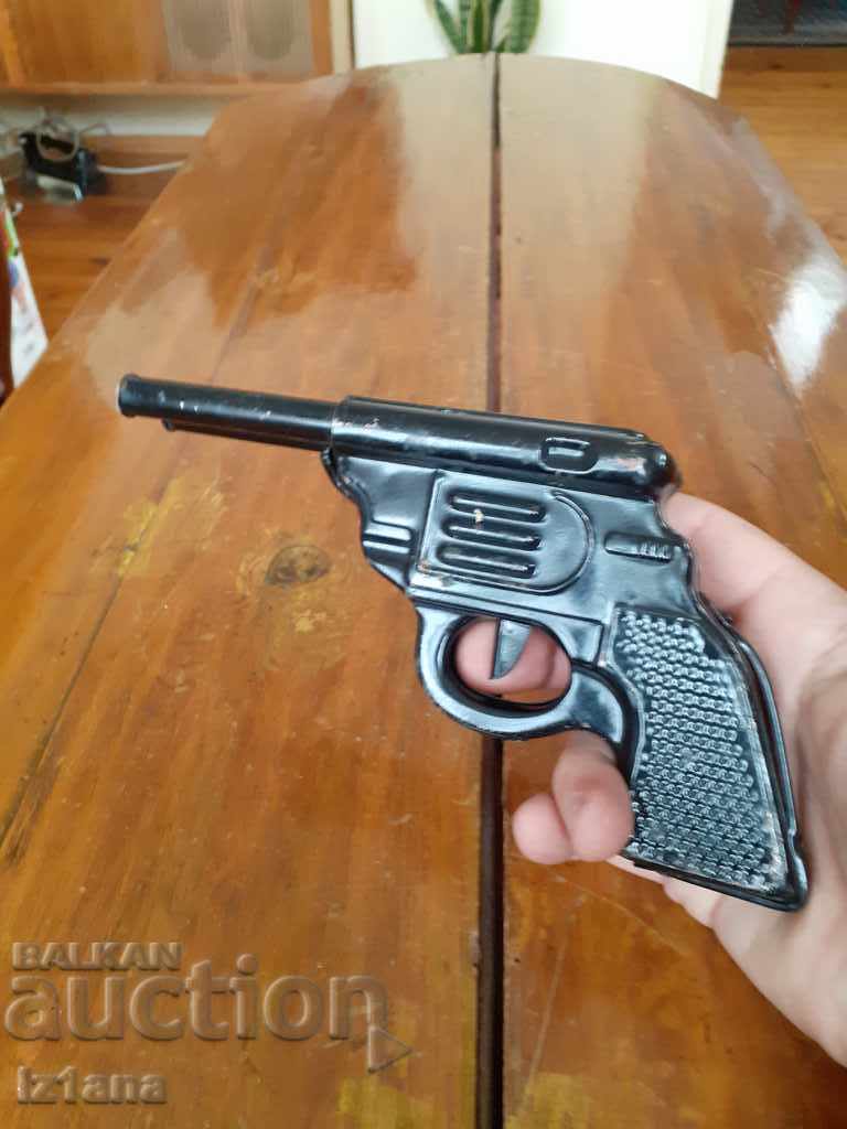 Old children's metal pistol with price 40.00 BGN | € 20.45