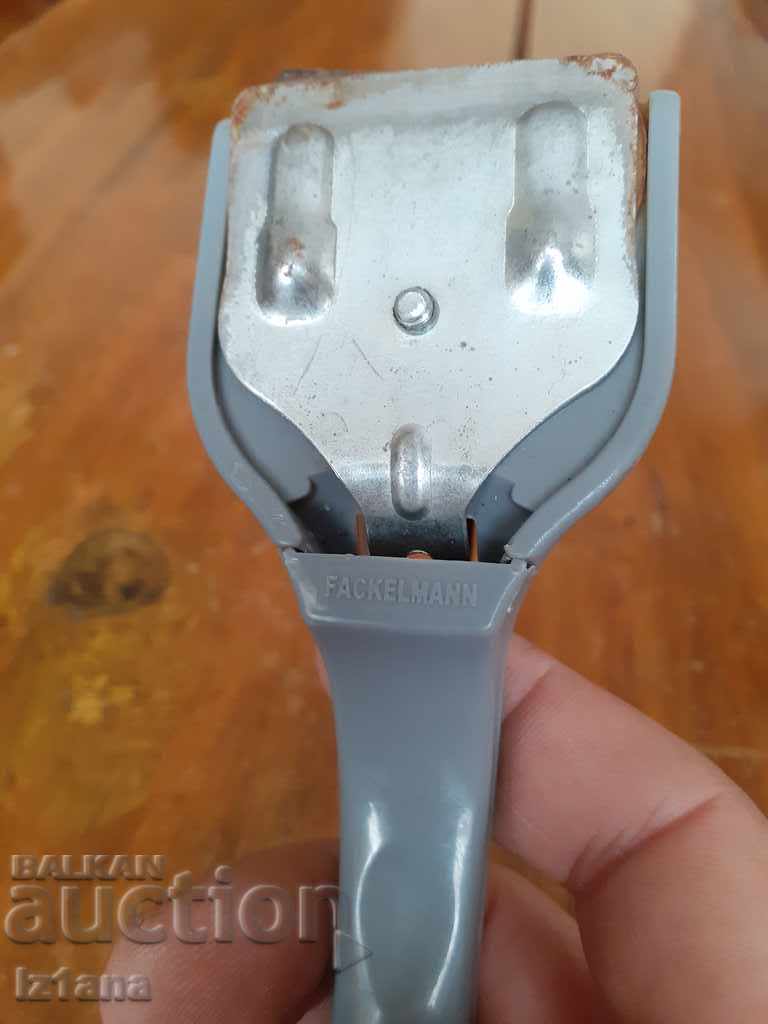 An old tool, a Fackelmann knife - 5 An old tool, a Fackelmann knife - 5