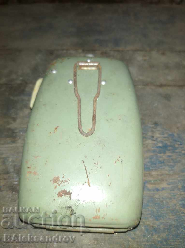 Old flashlight with price 4.00 BGN | € 2.05 Old flashlight with price 4.00 BGN | € 2.05