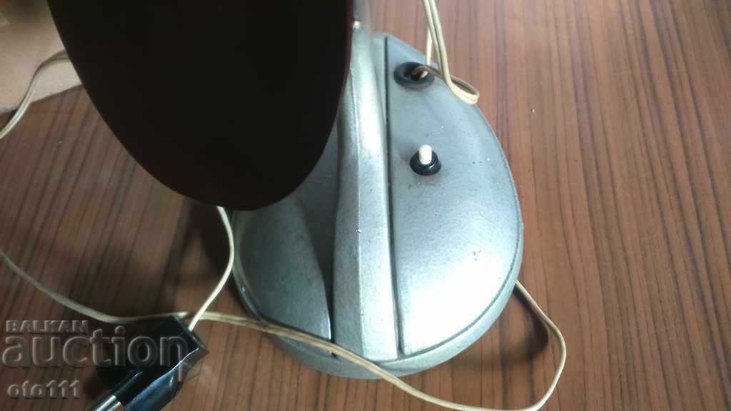 Evantai rusesc vechi cu preț € 50.00 | 97.79 BGN