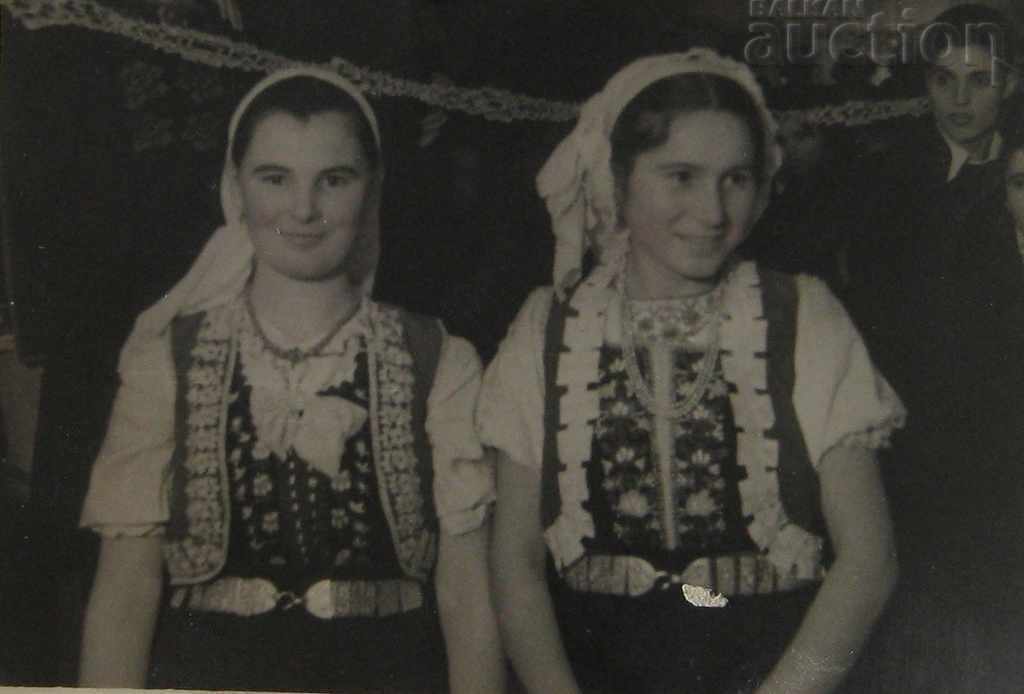ETHNOGRAPHY METAL BELT CARRIES PHOTO