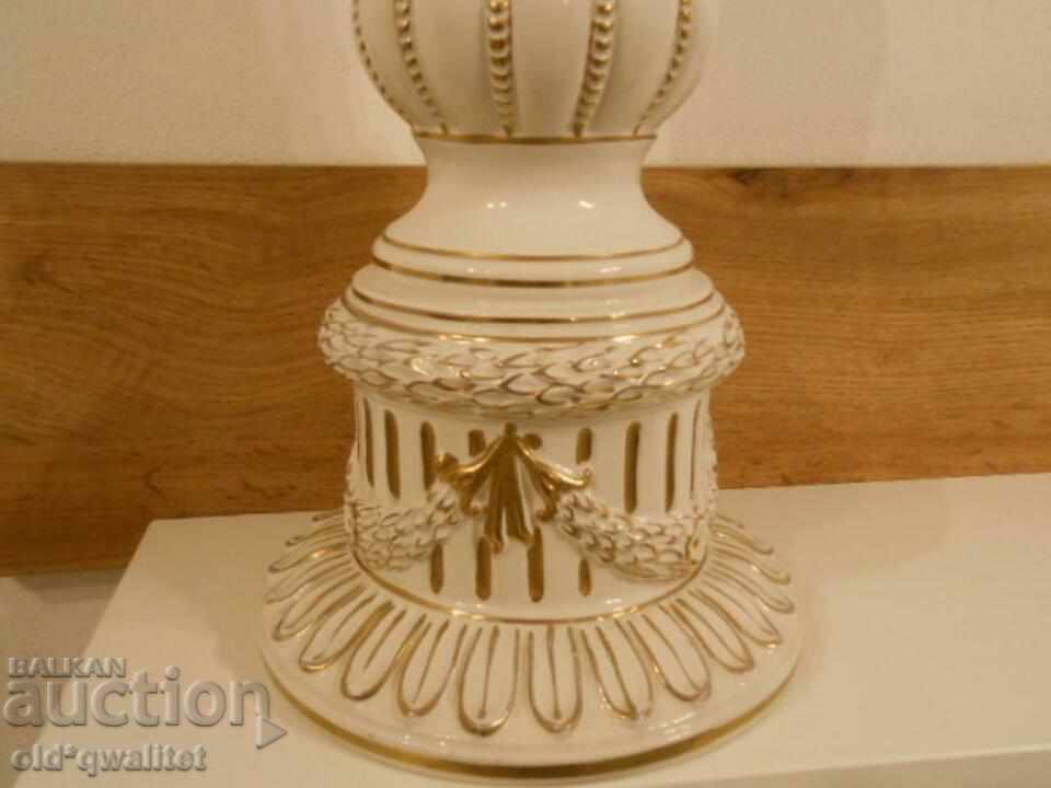 Italian PORCELAIN column gold ornaments details, stamps with price 500.00 BGN | € 255.65 Italian PORCELAIN column gold ornaments details, stamps with price 500.00 BGN | € 255.65