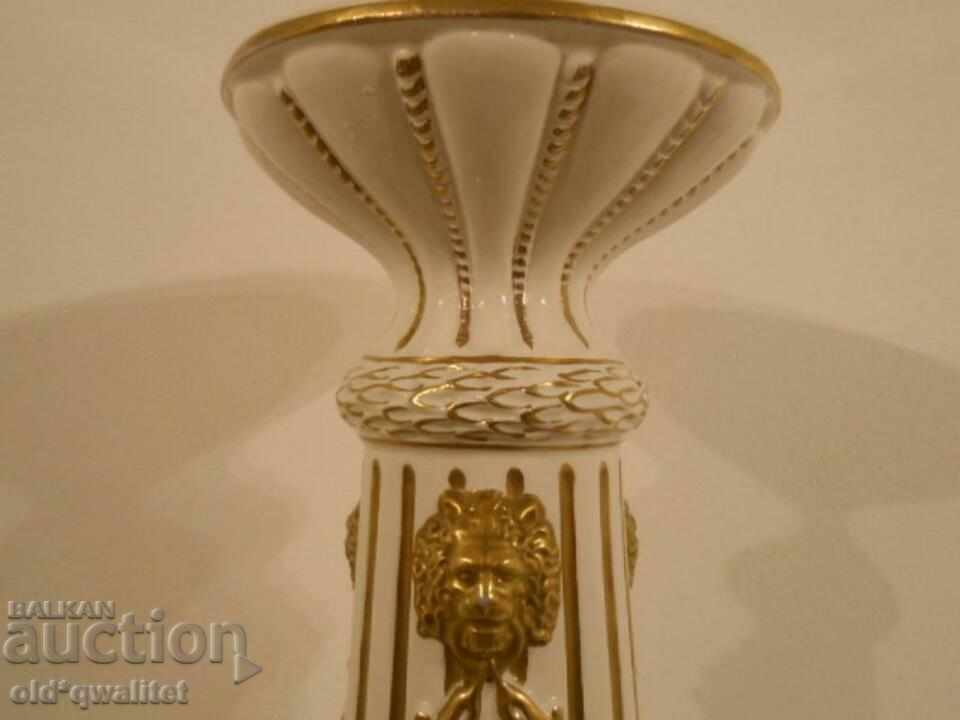 Delivery of Italian PORCELAIN column gold ornaments details, stamps Delivery of Italian PORCELAIN column gold ornaments details, stamps