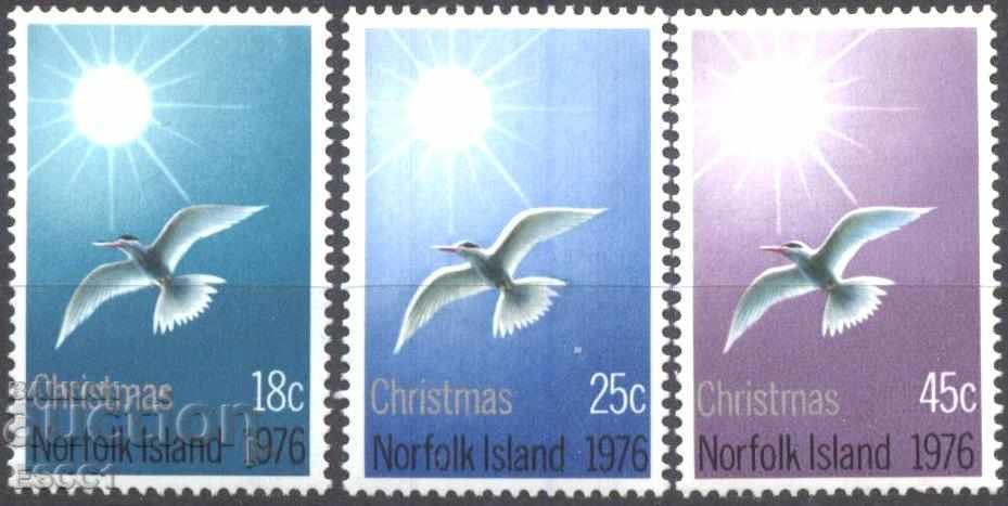 Καθαρά γραμματόσημα Χριστούγεννα 1976 από το Νόρφολκ