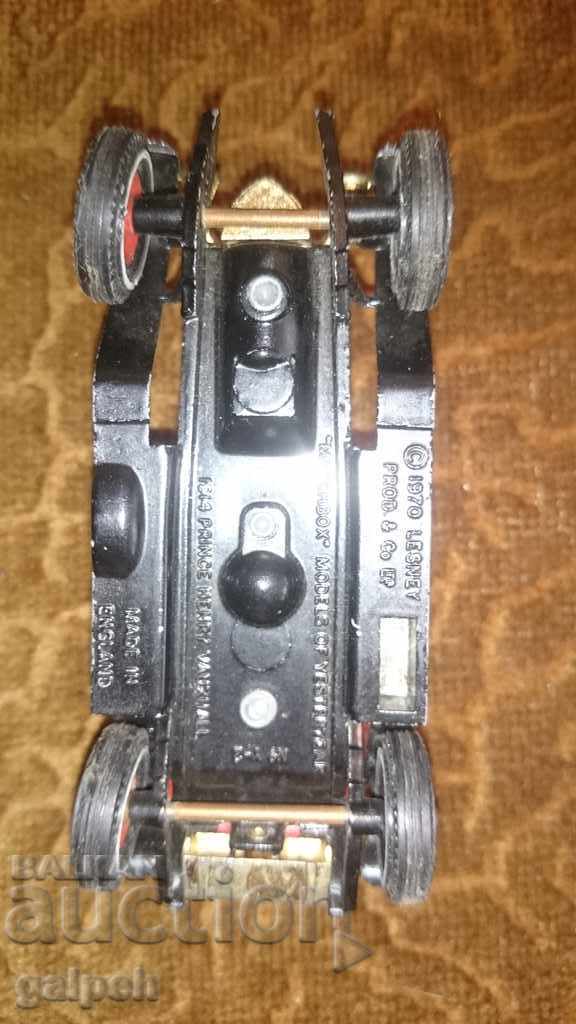 Delivery of LOT - TROLLEY - LESNEY 1970 - 1/43 - production ENGLAND Delivery of LOT - TROLLEY - LESNEY 1970 - 1/43 - production ENGLAND