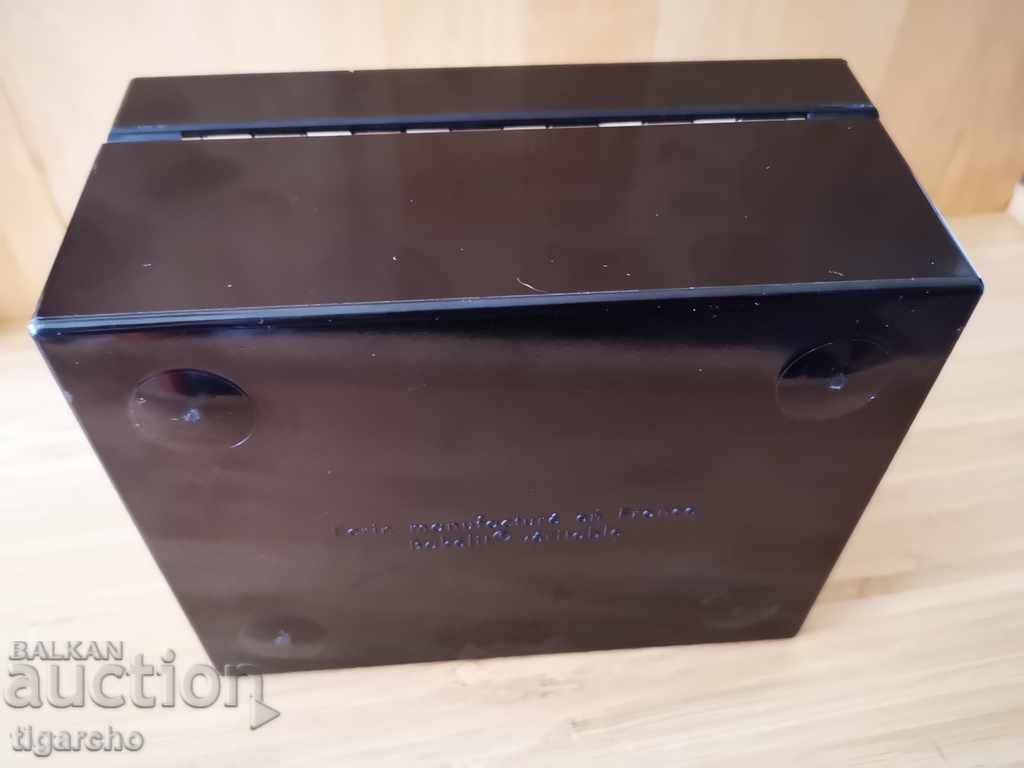 BREITLING watch case with price 150.00 BGN | € 76.69 BREITLING watch case with price 150.00 BGN | € 76.69