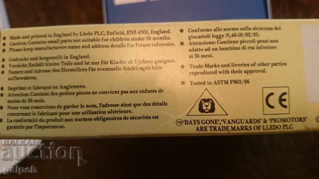 LOT - TROLLEY - DIE - CAST METAL REPLICA - ENGLAND - 5 LOT - TROLLEY - DIE - CAST METAL REPLICA - ENGLAND - 5