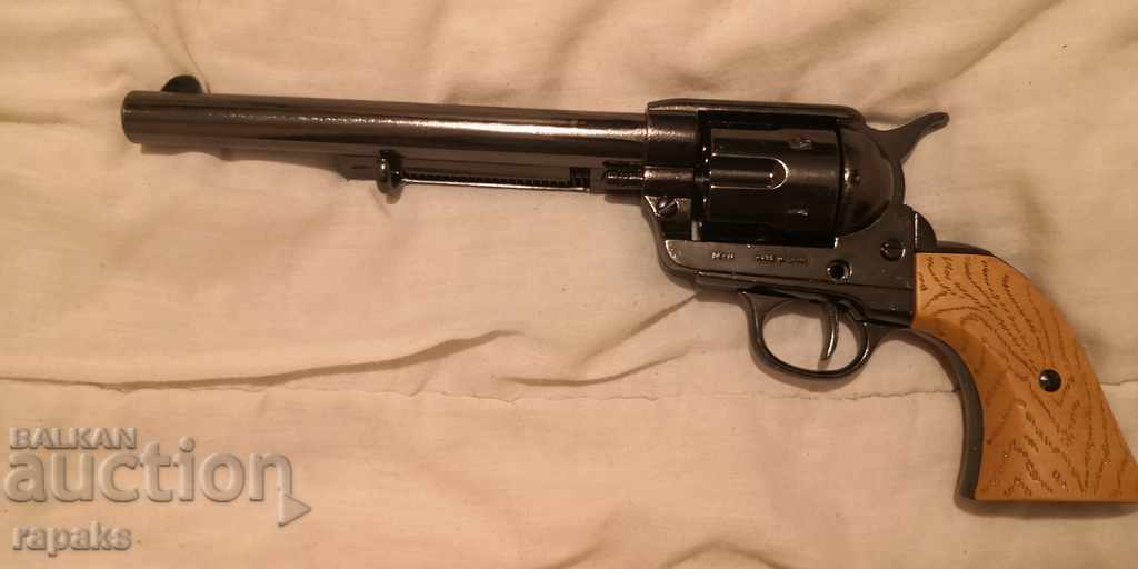 Револвер Колт/Colt 45. Нестрелящ, пушка, пистолет, пищов