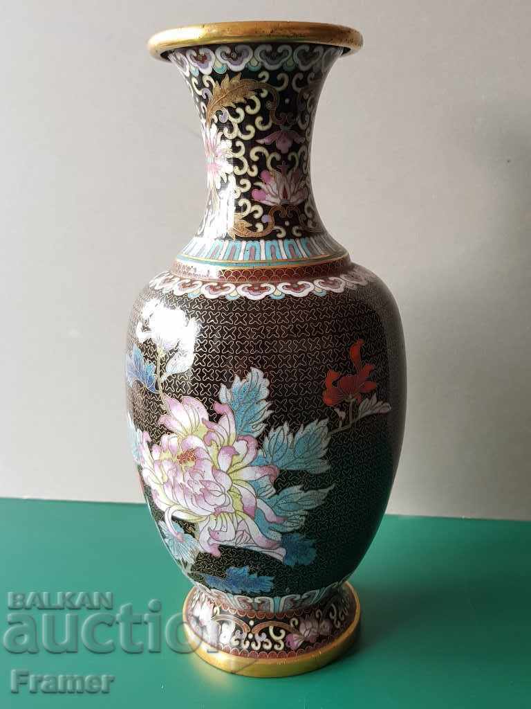 Lovely 19th Century Chinese Enamel Clazone Bronze Vase with price 270.00 BGN | € 138.05 Lovely 19th Century Chinese Enamel Clazone Bronze Vase with price 270.00 BGN | € 138.05