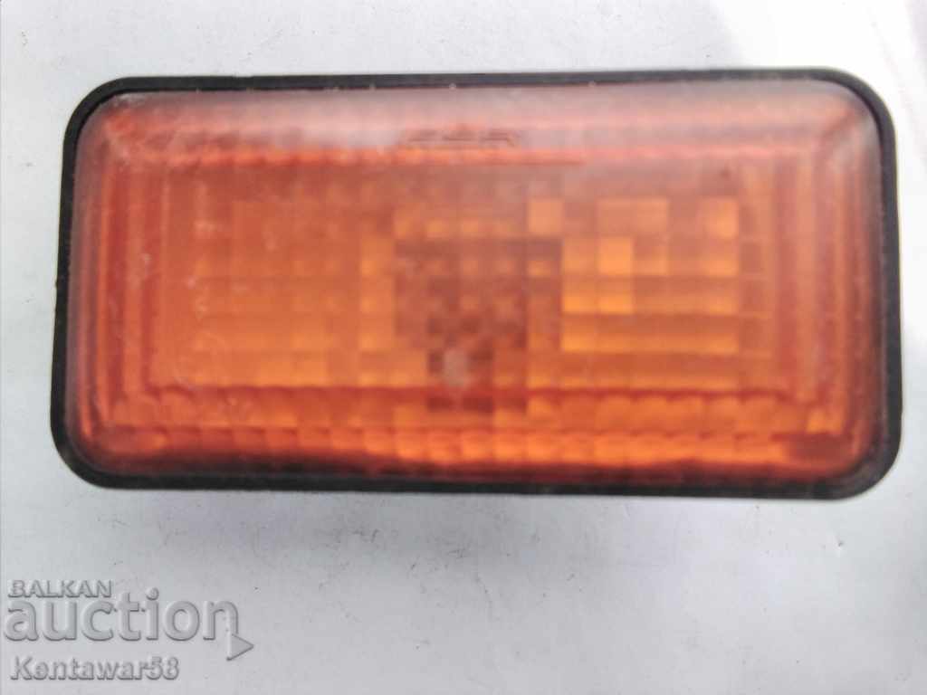 Semnalizator lateral pentru VW - original, set. cu preț € 3.00 | 5.87 BGN