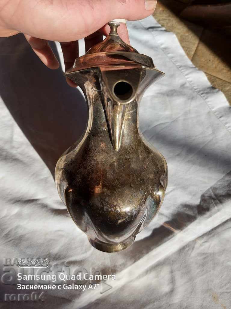 Auction OLD ENGLISH SILVER KETTLE WITH MONOGRAM Auction OLD ENGLISH SILVER KETTLE WITH MONOGRAM