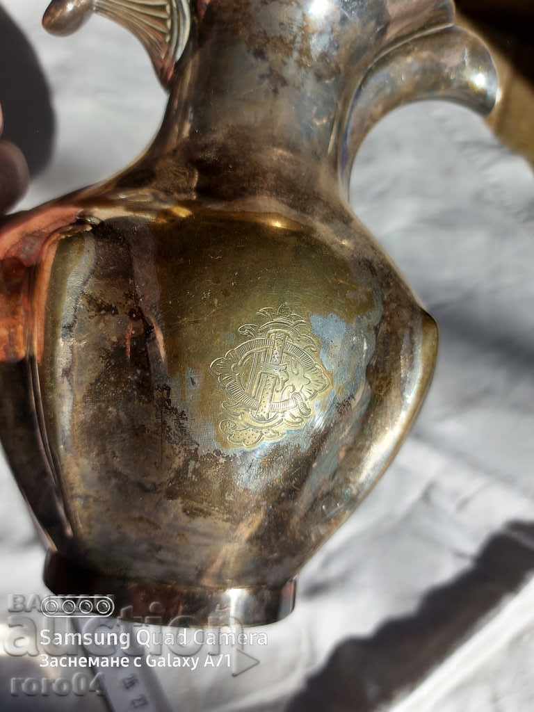 OLD ENGLISH SILVER KETTLE WITH MONOGRAM - 7 OLD ENGLISH SILVER KETTLE WITH MONOGRAM - 7