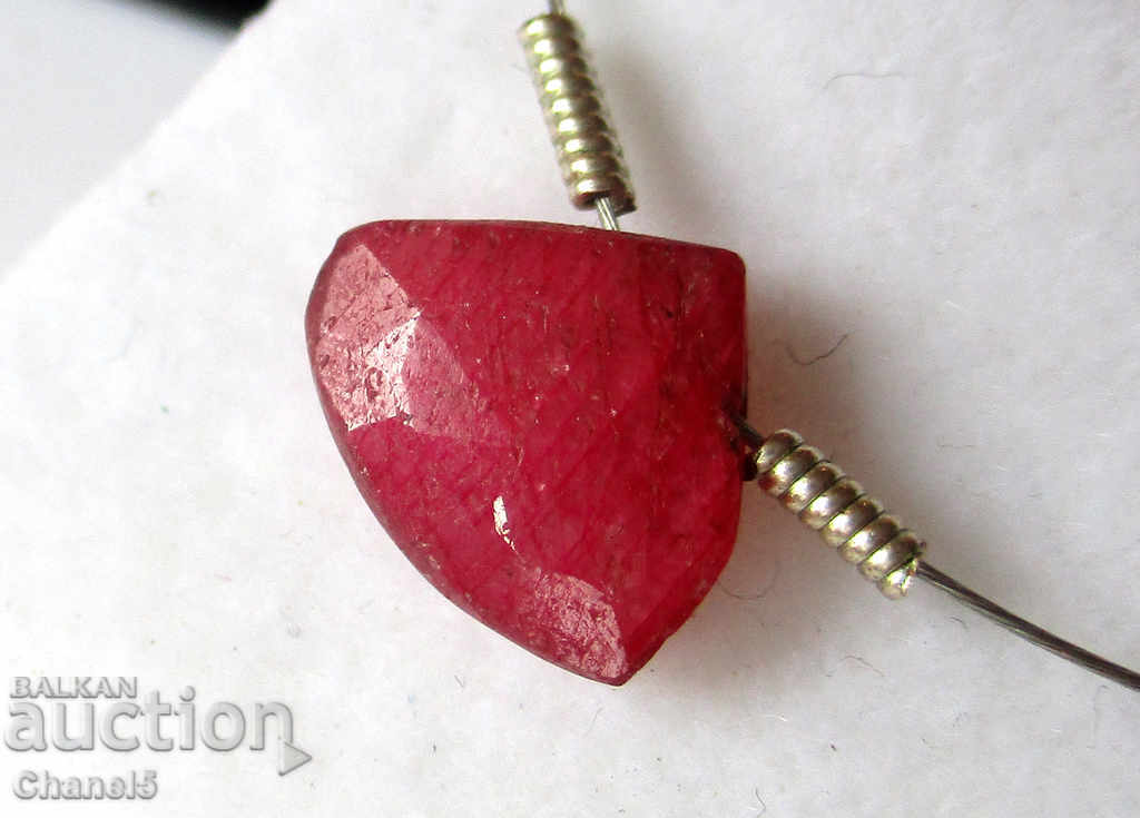 Auction NATURAL RUBY - SAIL, MOZAMBIQUE - 2.10 carats (351) Auction NATURAL RUBY - SAIL, MOZAMBIQUE - 2.10 carats (351)