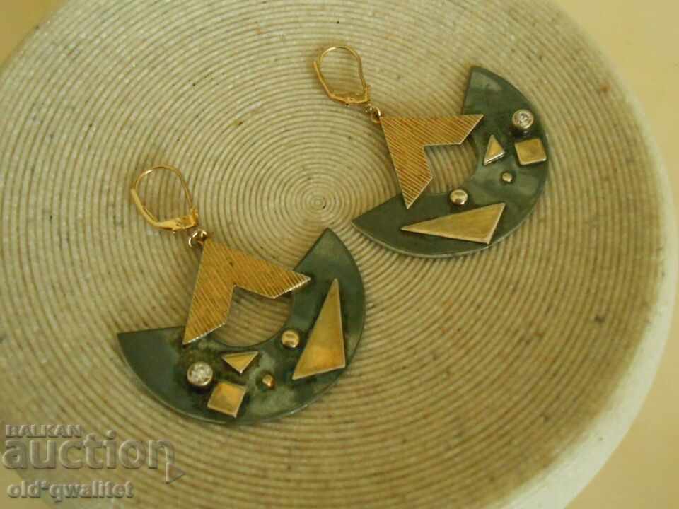 Големи сребърни обици с позлатa и камъчета, Сребро 925 с цена 99.00 лв. | € 50.62