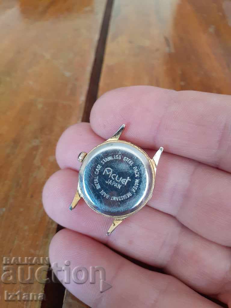 Acuet quartz watch with price 20.00 BGN | € 10.23