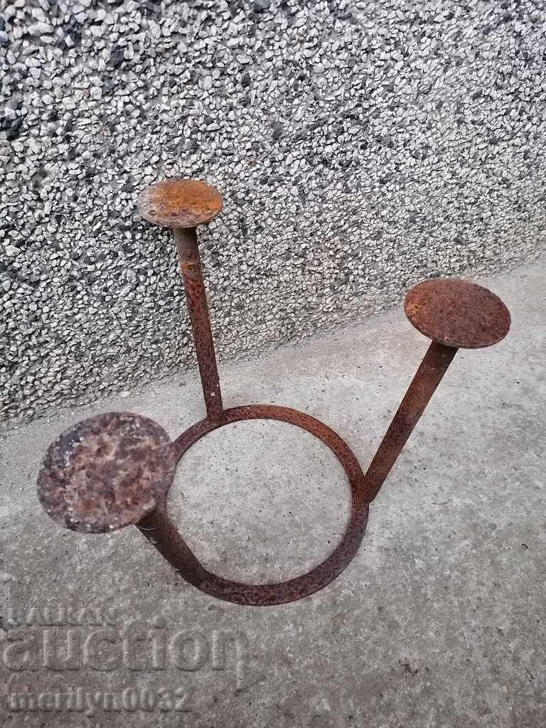 Delivery of Saek, pistachio, wrought iron, hearth Delivery of Saek, pistachio, wrought iron, hearth