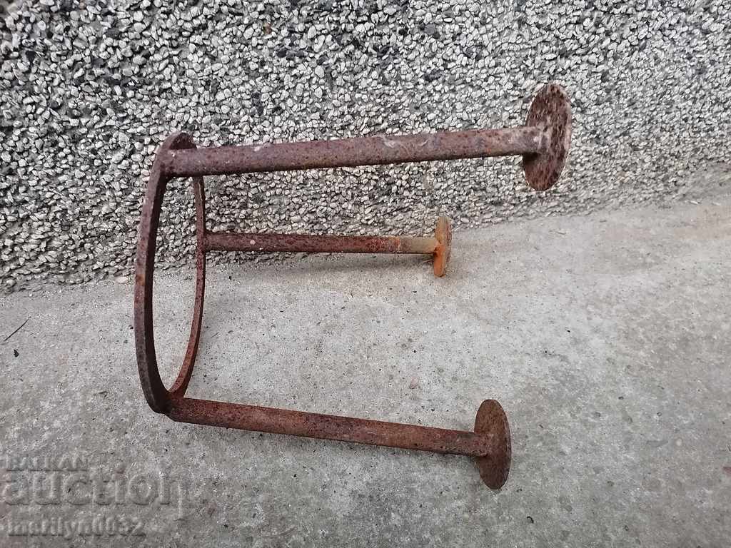 Saek, pistachio, wrought iron, hearth - 7 Saek, pistachio, wrought iron, hearth - 7