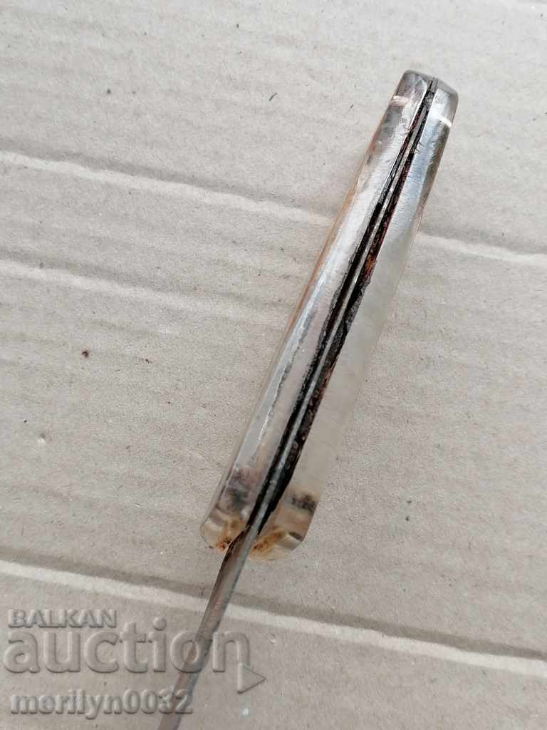 Licitație Cuțit vechi cu pumnal