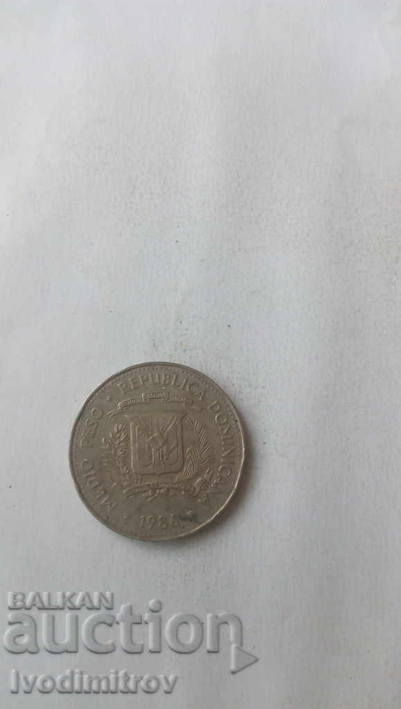 Dominican Republic 1/2 pesos 1986