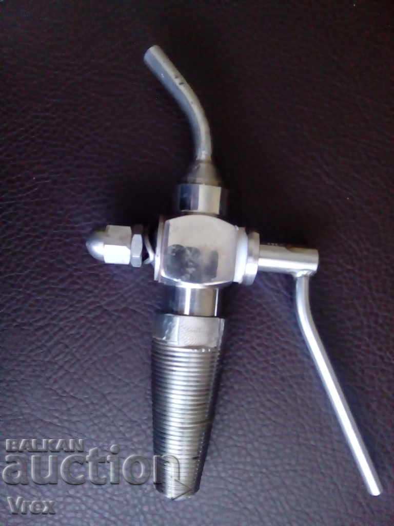 Livrarea Robinet vechi unic din oțel inoxidabil - fabricat în Franța Livrarea Robinet vechi unic din oțel inoxidabil - fabricat în Franța