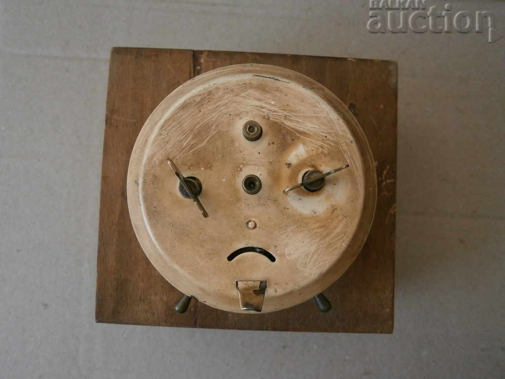 antique alarm clock in a wooden box PETER - 7