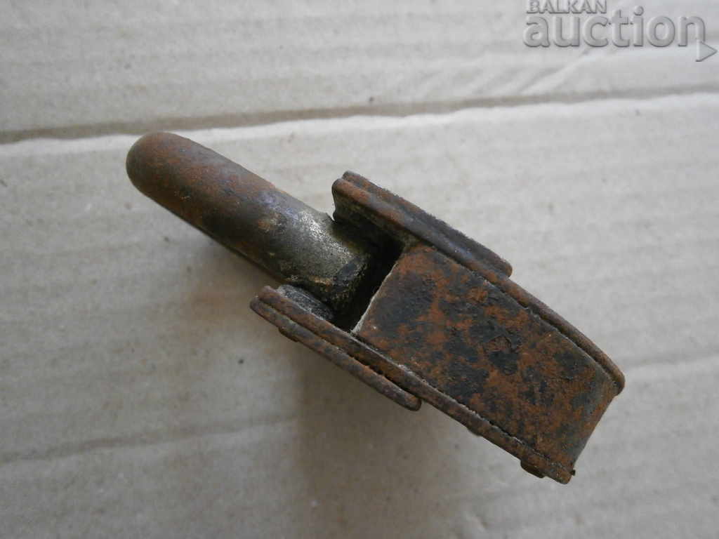 old padlock - 6 old padlock - 6