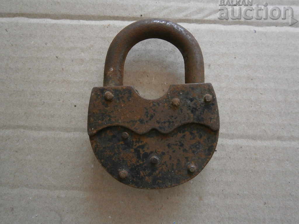 old padlock - 7 old padlock - 7