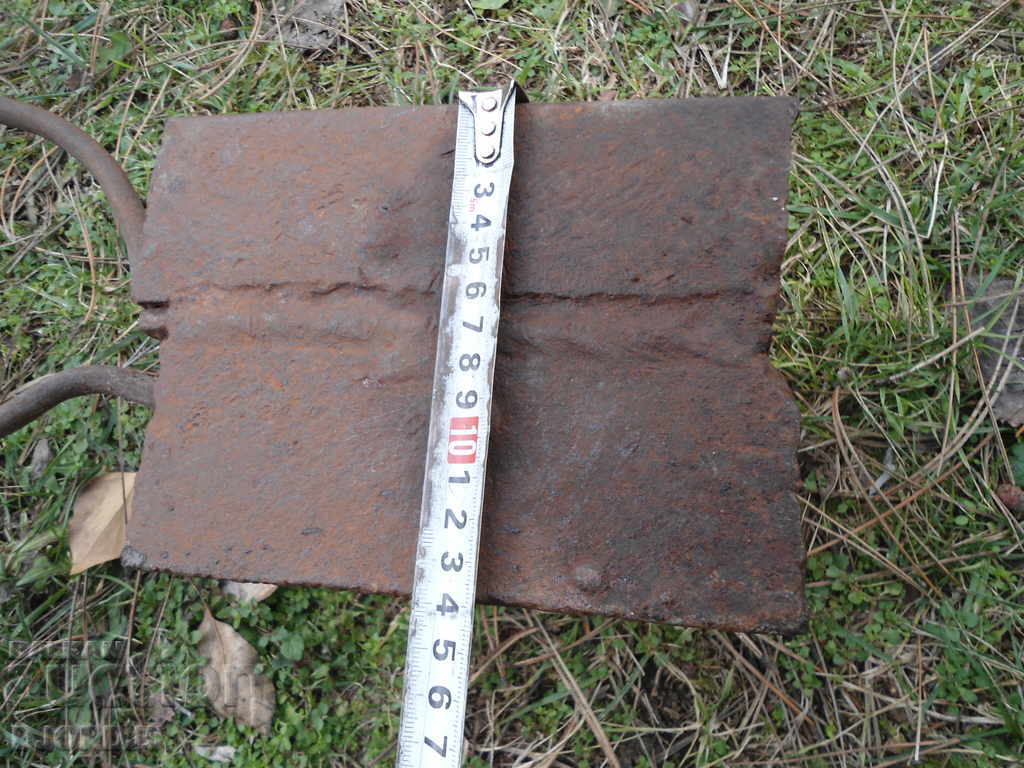 Auction Old portable anvil, 9,300 kg, Auction Old portable anvil, 9,300 kg,