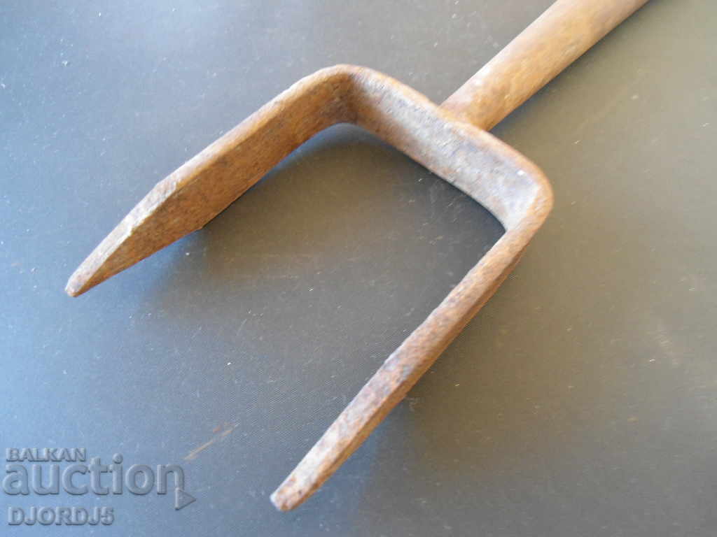 παλιά αμόνι με τιμή 7.00 BGN | € 3.58 παλιά αμόνι με τιμή 7.00 BGN | € 3.58