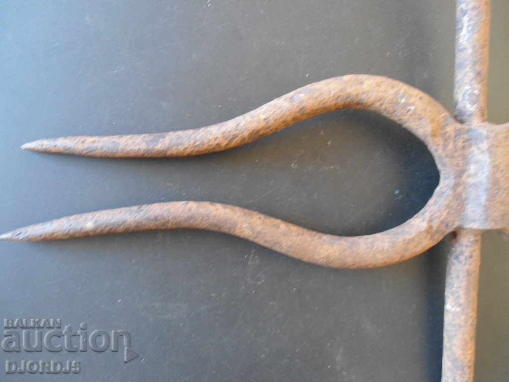 Delivery of Old agricultural tool Delivery of Old agricultural tool